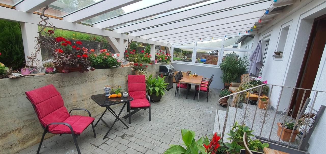 Ferienwohnung Auszeit Zwiefalten Bagian luar foto